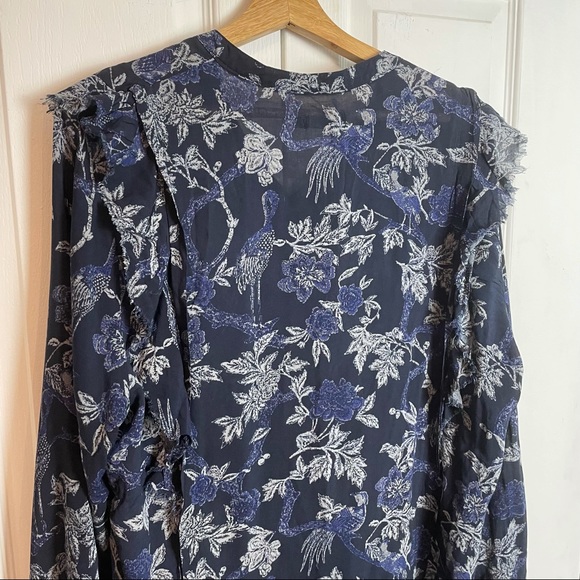 Bell Sleeved Blouse - Picture 8 of 9